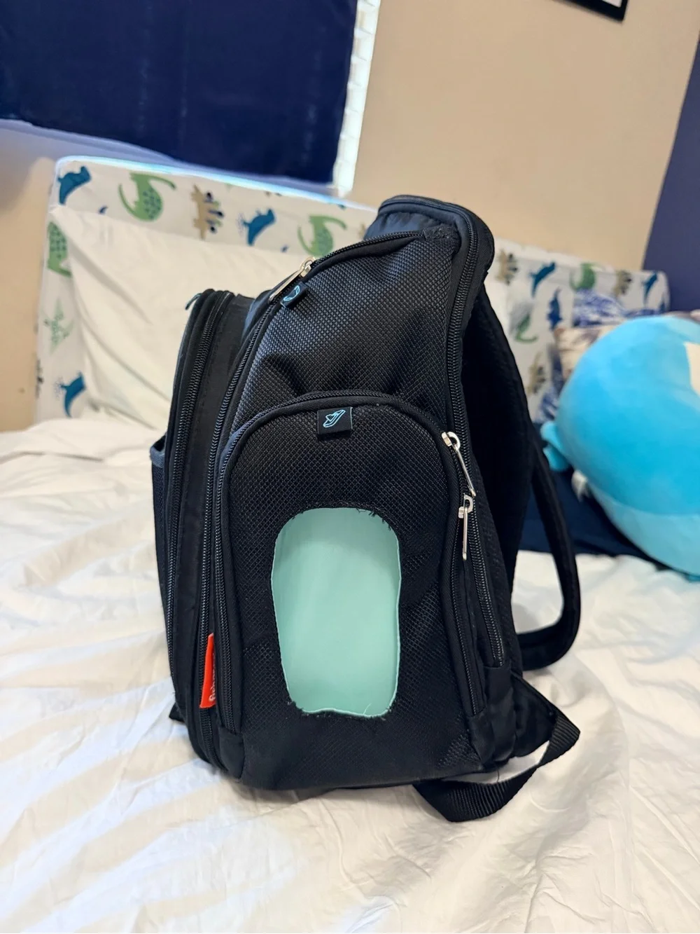 N/A 15 pockets